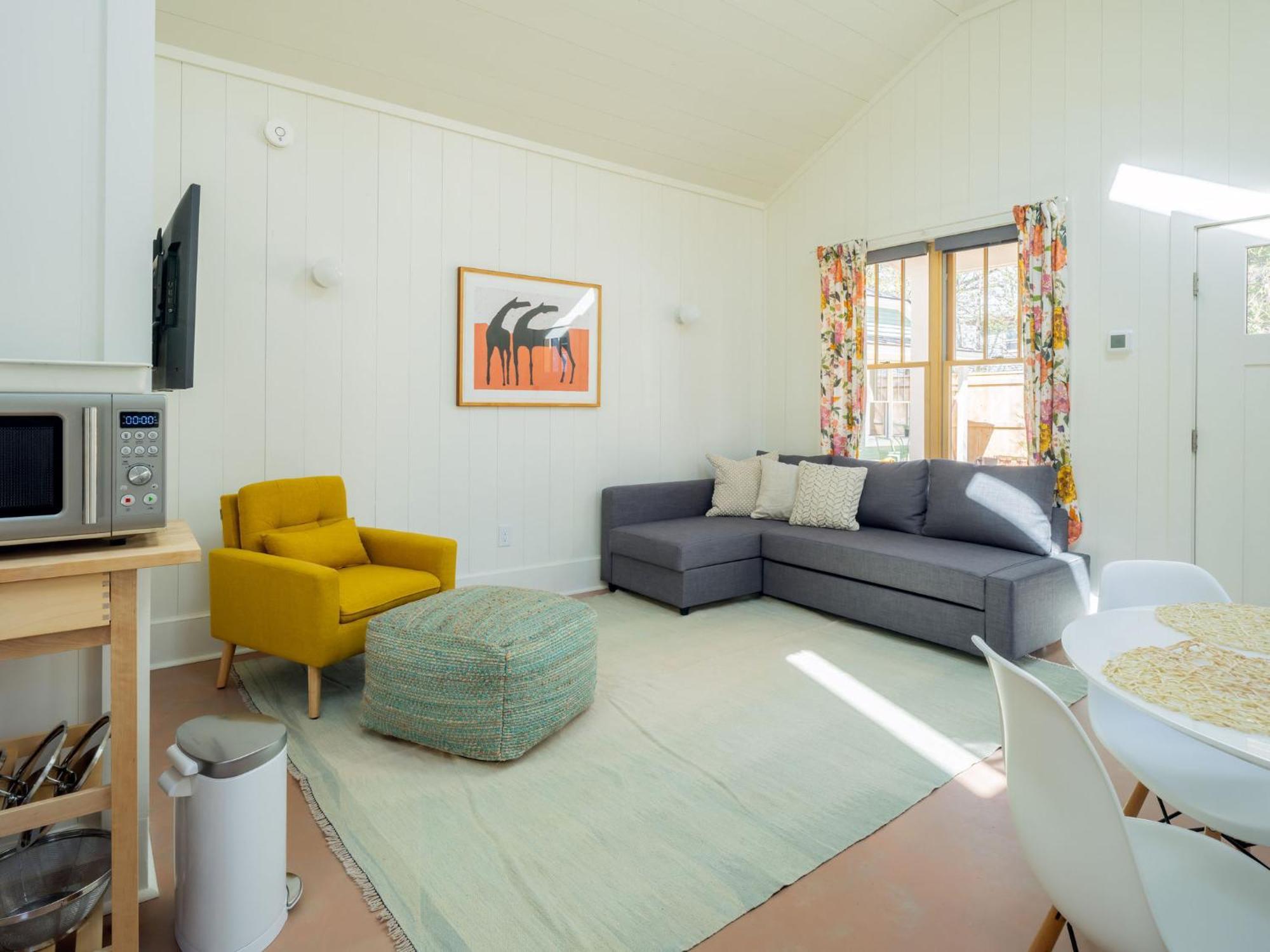 Queen City Bungalow & Cottages Burlington Esterno foto